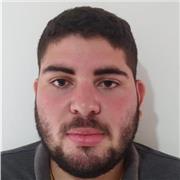 Estudiante de economía de sexto semestre, que imparto clases a todas las edades